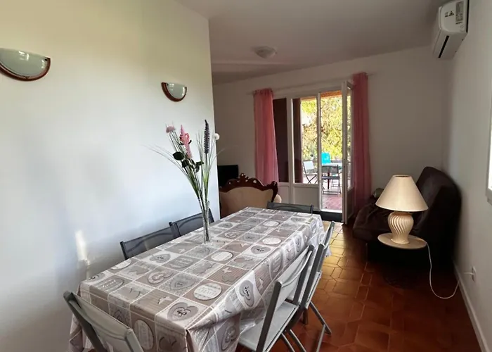 Maison Familiale Et Montagne Holiday home Santa-Lucia-di-Moriani